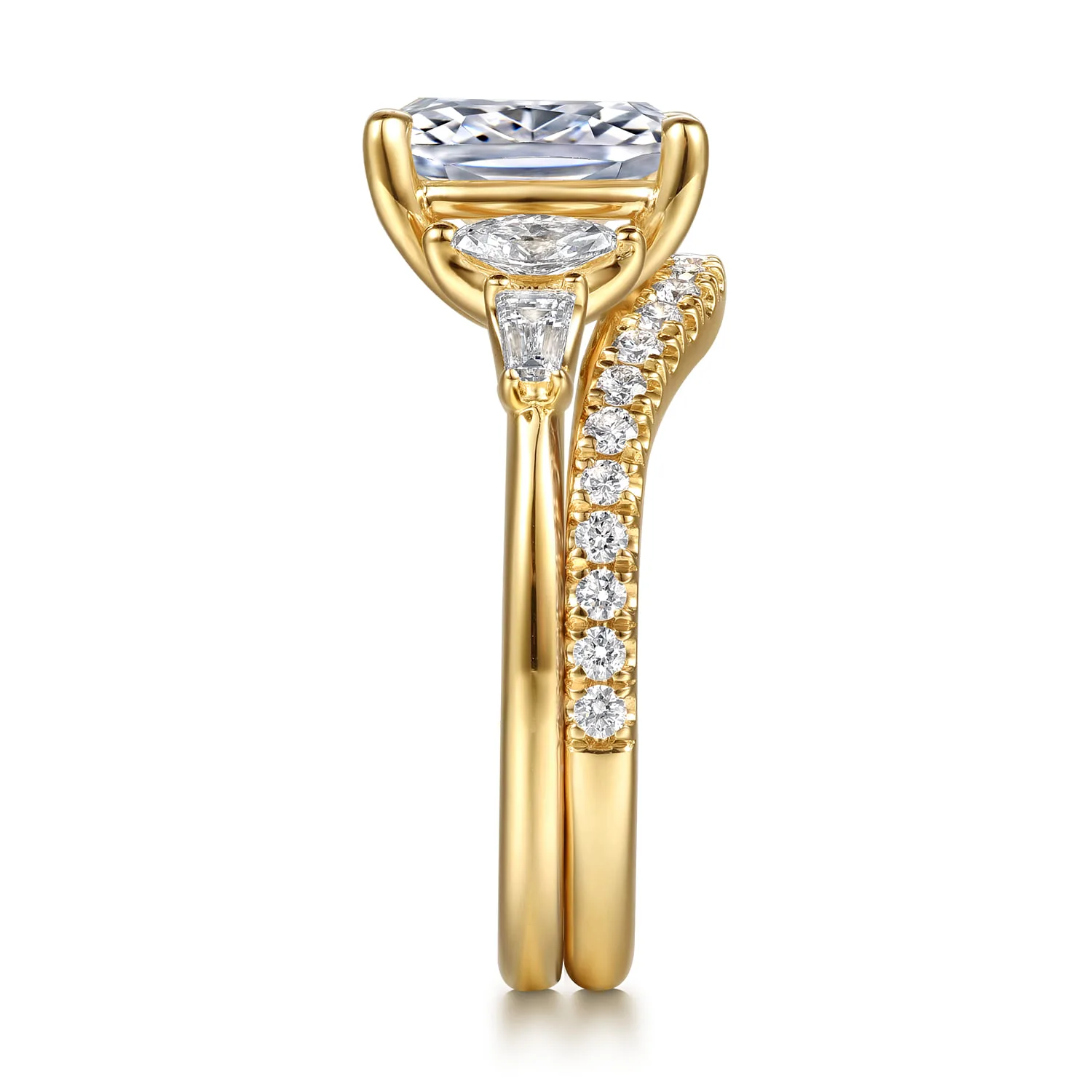 Diamond Matching Wedding Band in 14K Yellow Gold, photograph 5