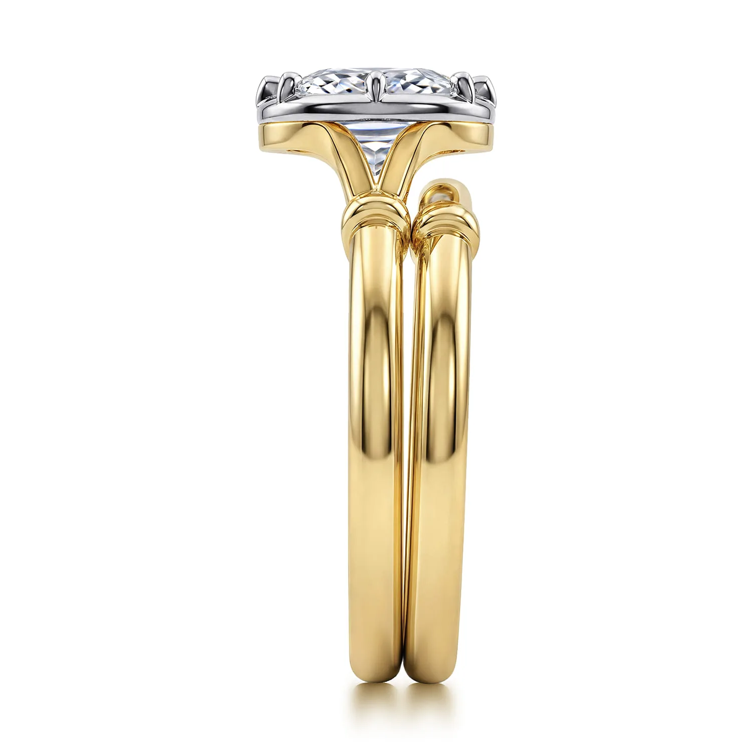 Matching Wedding Band in 14K Yellow Gold, photograph 5
