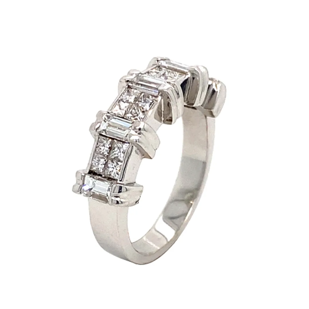 18K White Gold Diamond Band