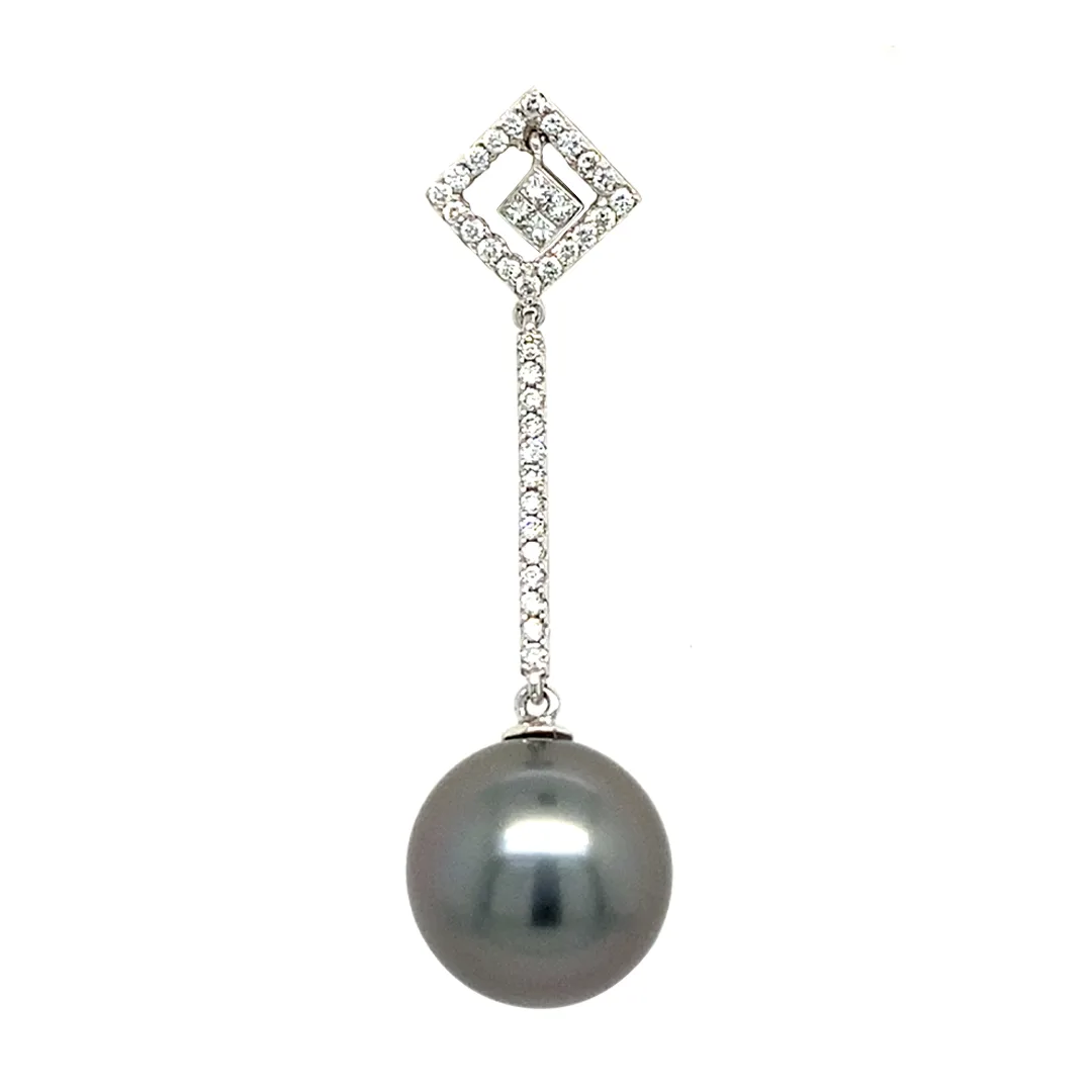 18K White Gold Black Pearl Pendant