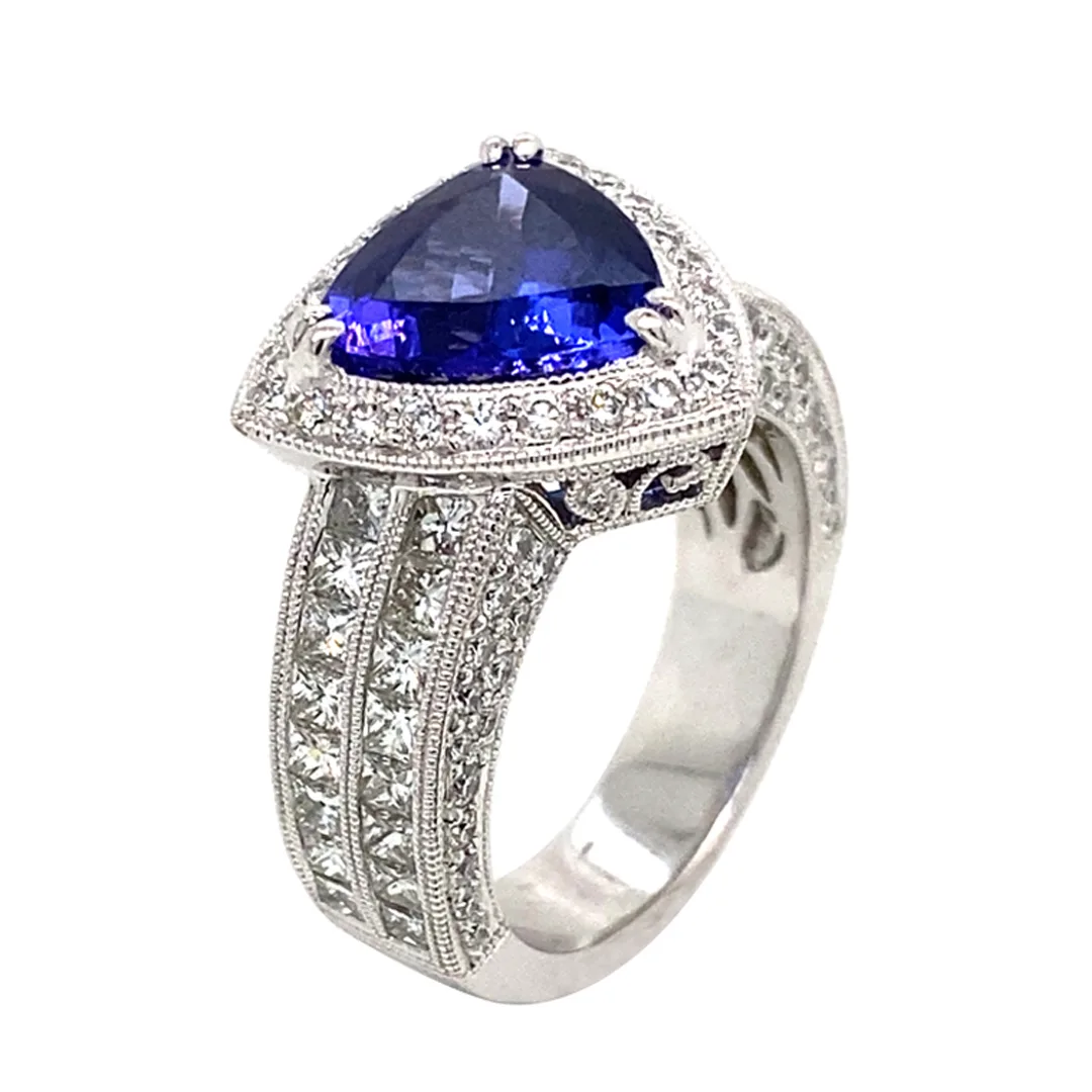 18K White Gold Tanzanite Ring