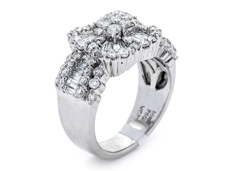 18K White Gold Diamond Band