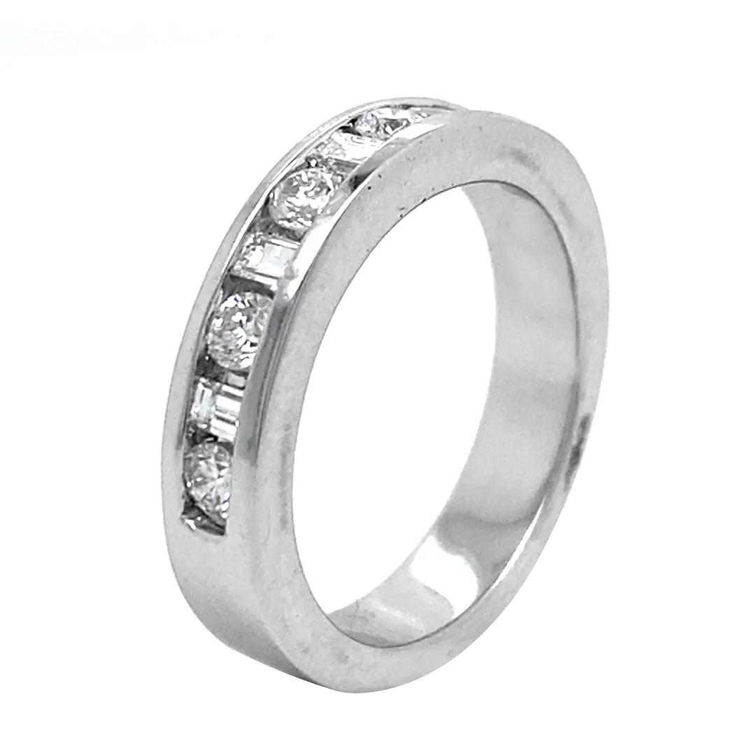 18K White Gold Diamond Band