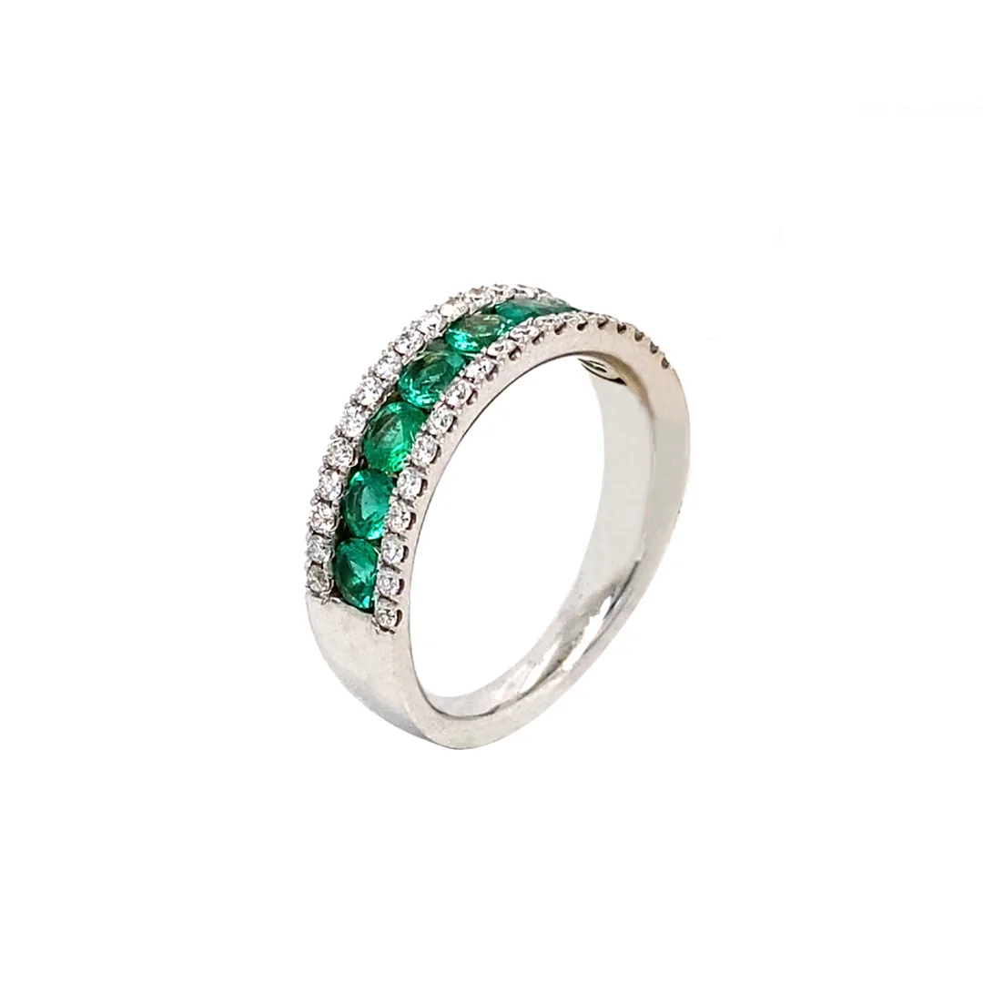 18K White Gold Emerald Band