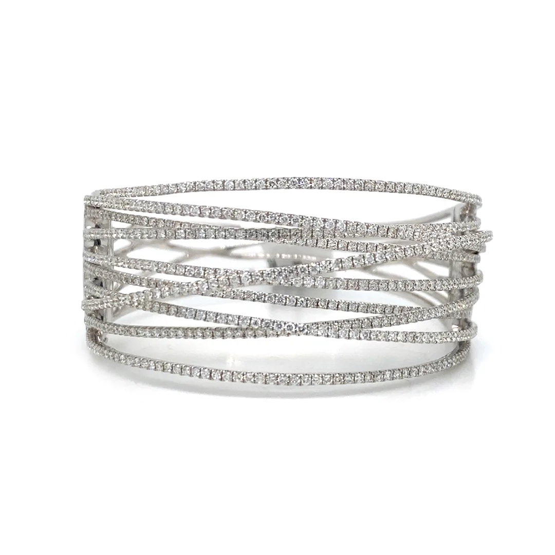 18K White Gold Diamond Bangle