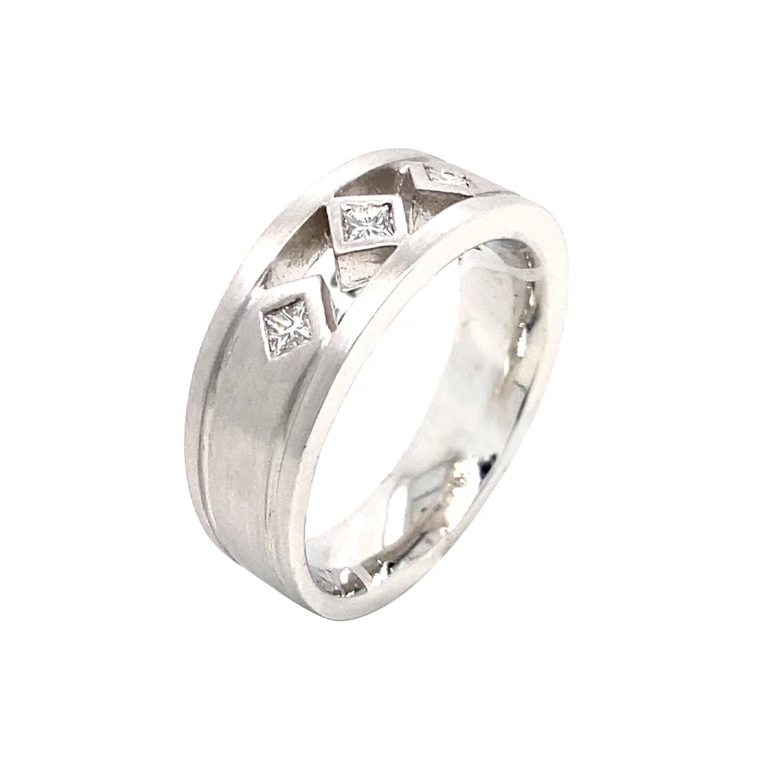 14K White Gold Diamond Men’s Ring