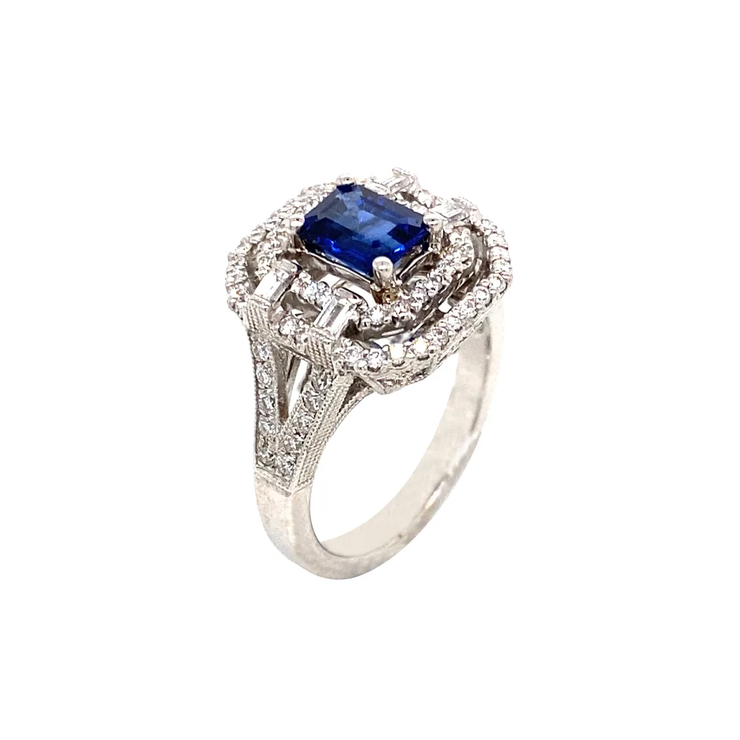 18K White Gold Sapphire Ring