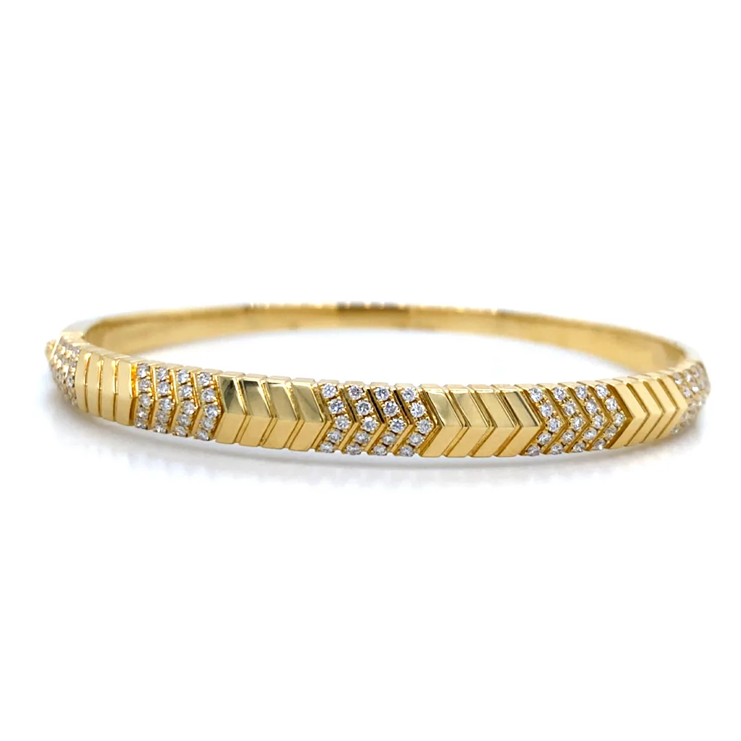 18K Yellow Gold Diamond Bangle