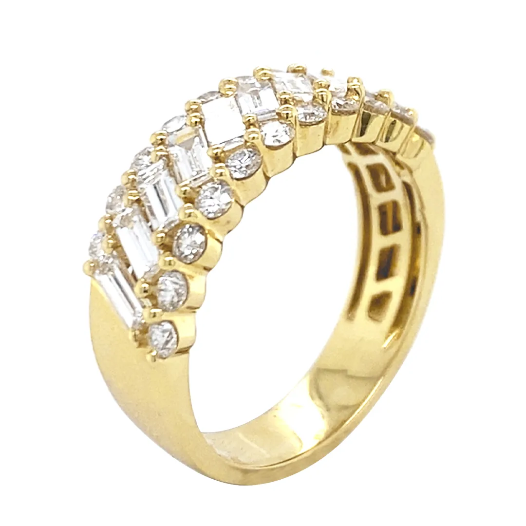 18K Yellow Gold Diamond Band