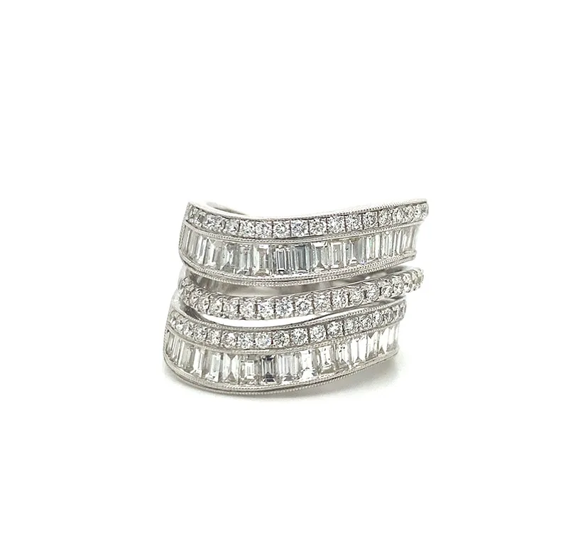 18K White Gold Diamond Band