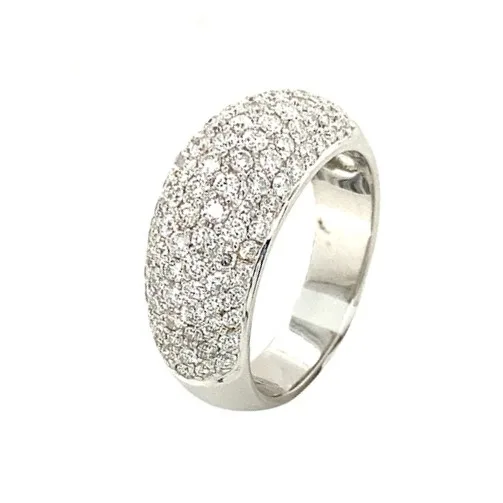 18K White Gold Diamond Band