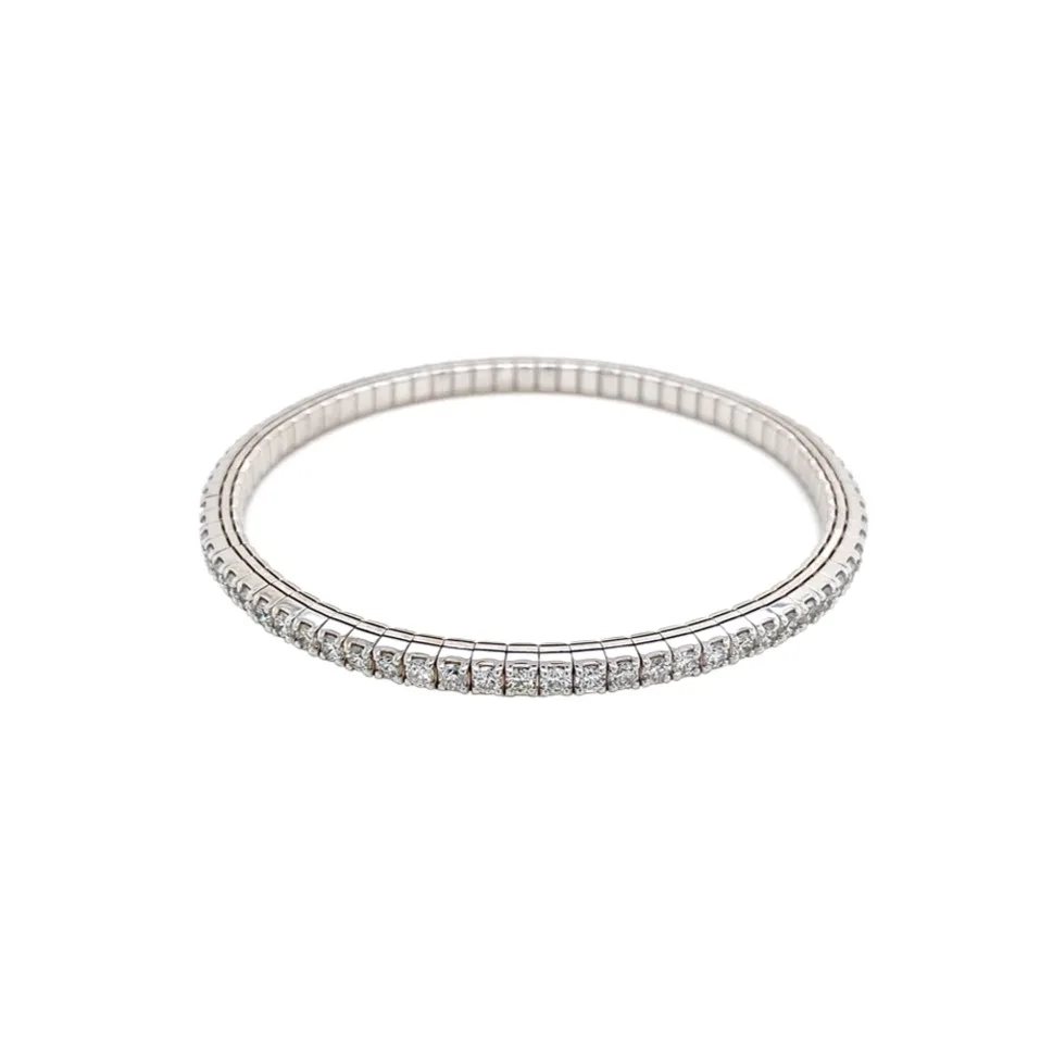 18K White Gold Diamond Bangle