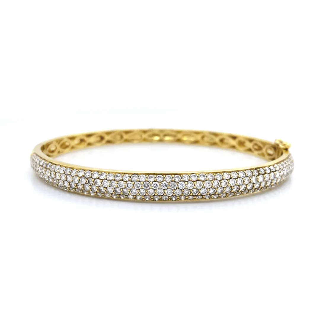 18K Yellow Gold Diamond Bangle