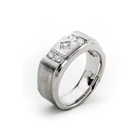 14K White Gold Diamond Men’s Ring