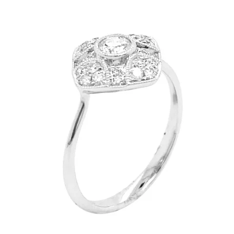 18K White Gold Diamond Ring