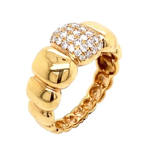 18K Yellow Gold Diamond Band