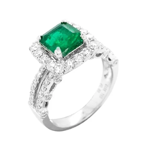 18K White Gold Emerald Ring