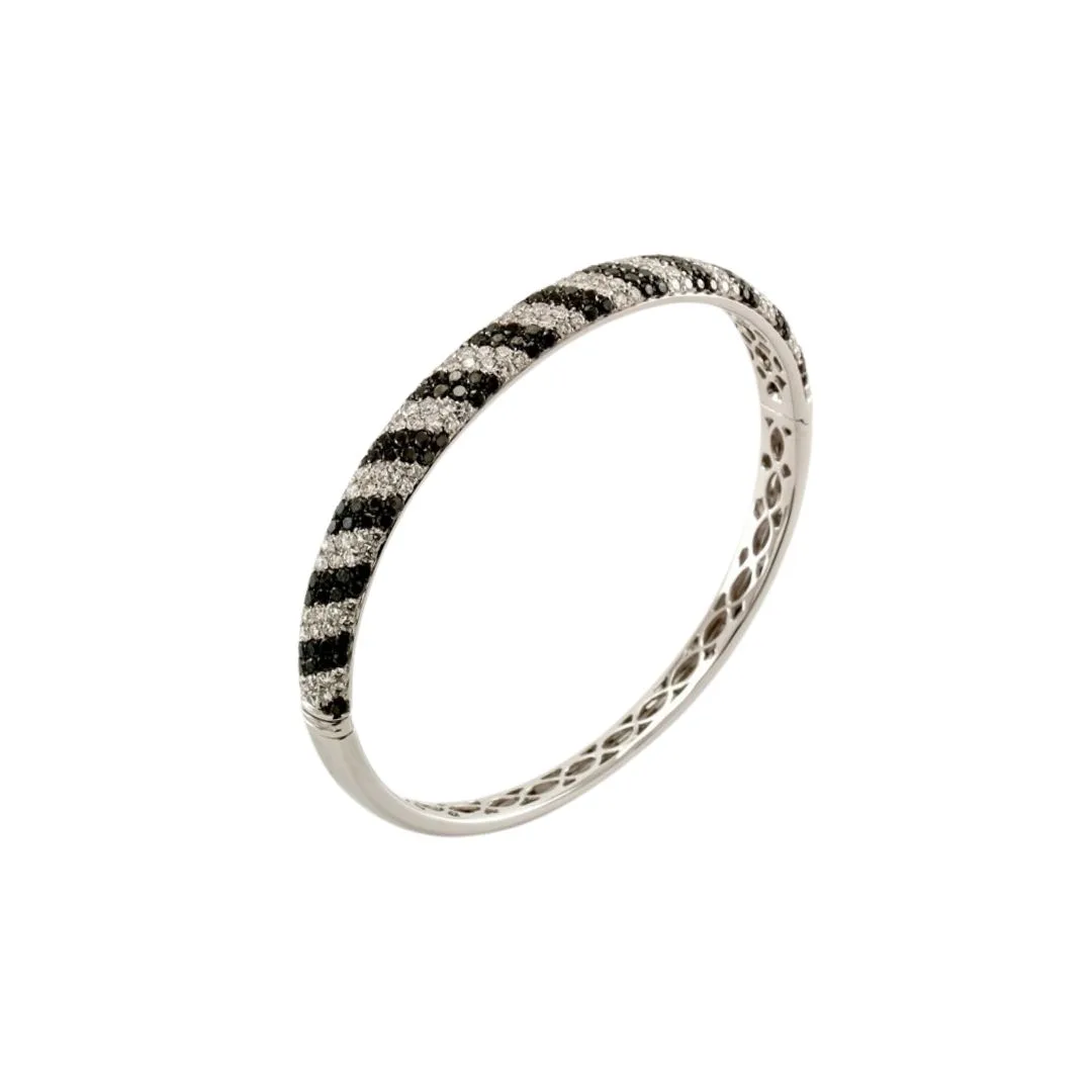 18K White Gold Black Diamond Bangle