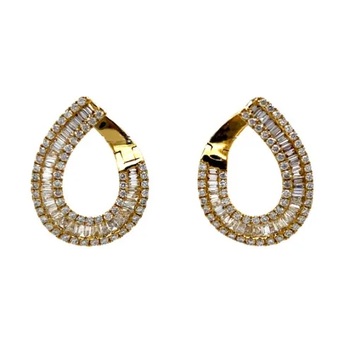 18K Yellow Gold Diamond Earrings