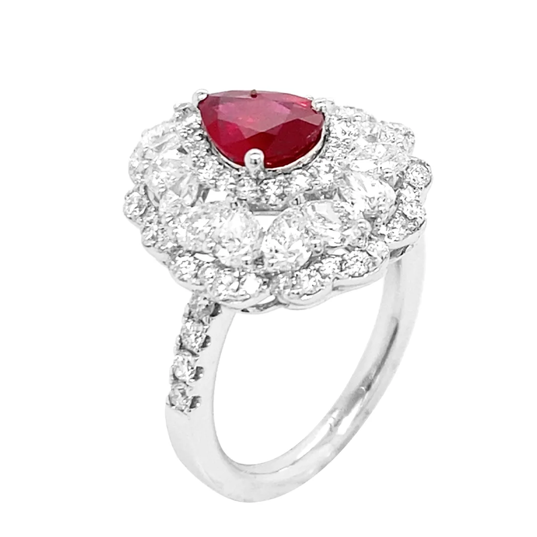 18K White Gold Ruby Ring