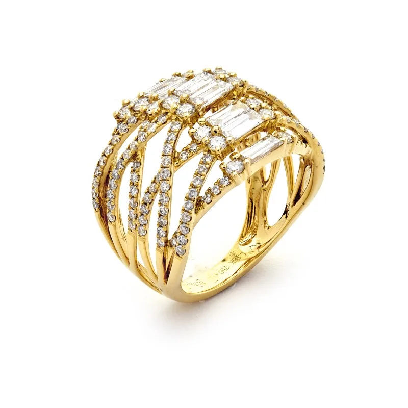18K Yellow Gold Diamond Band