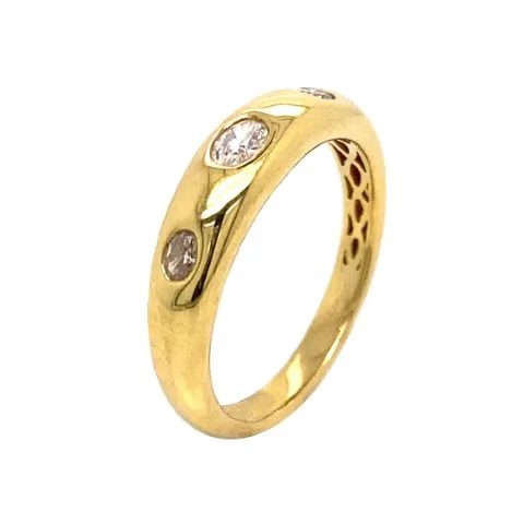 18K Yellow Gold Diamond Band