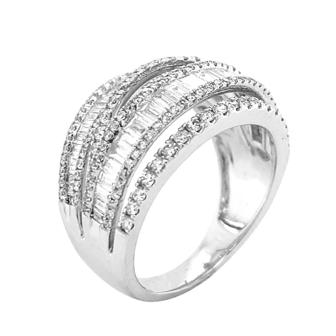 18K White Gold Diamond Band