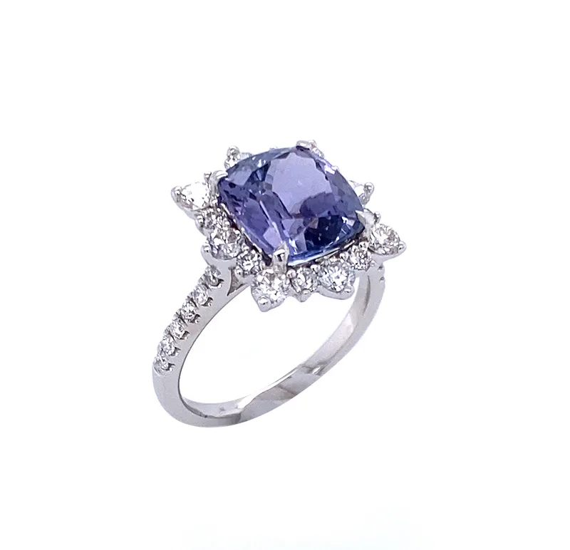 18K White Gold Tanzanite Ring