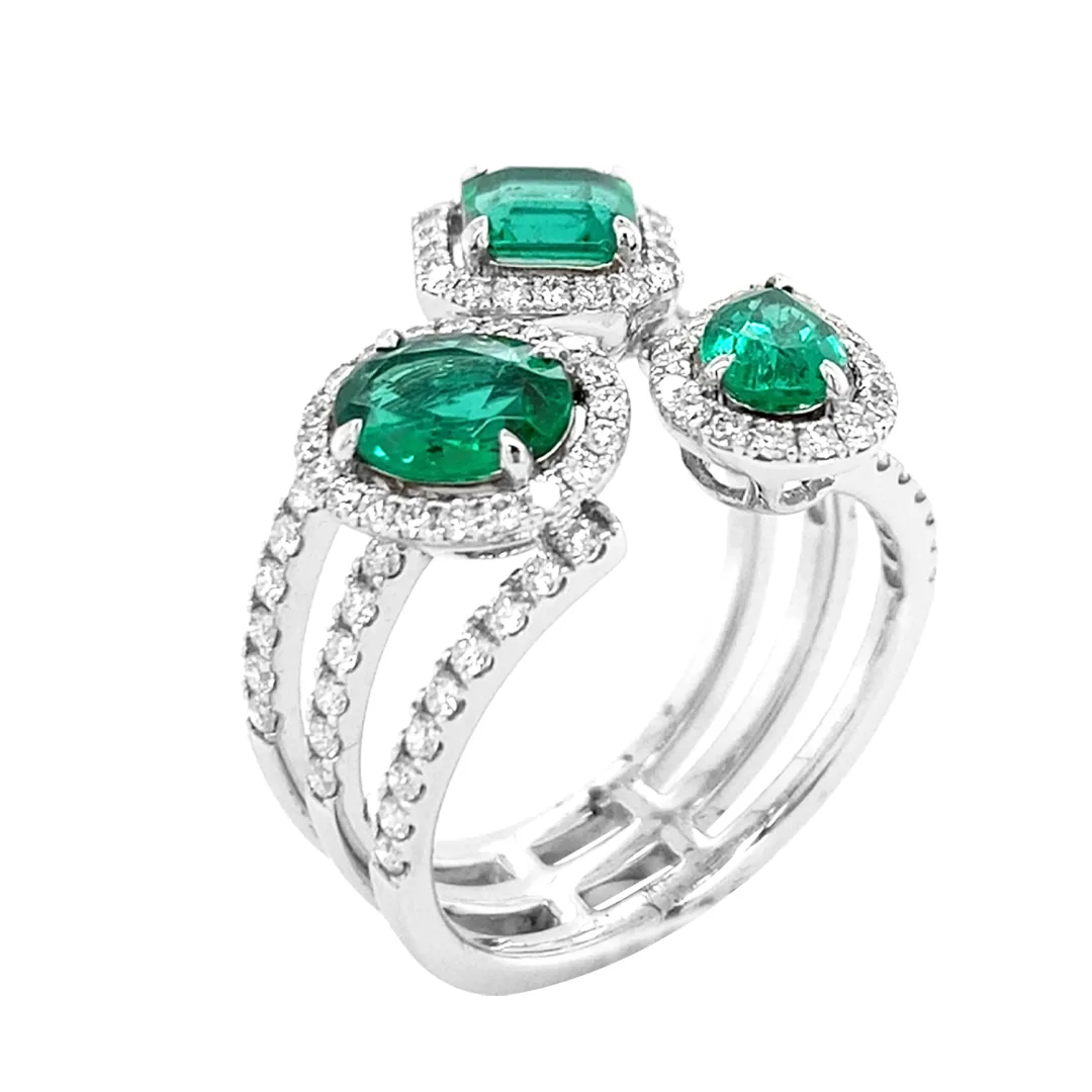 18K White Gold Emerald Band