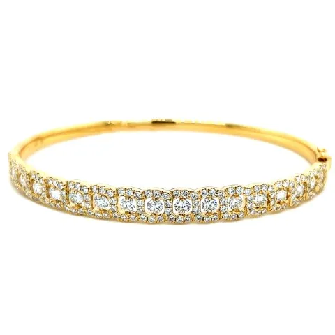 18K Yellow Gold Diamond Bangle