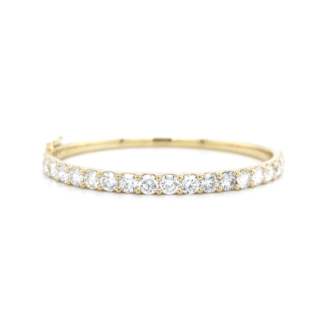 18K Yellow Gold Diamond Bangle