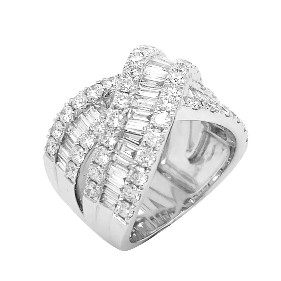 18K White Gold Diamond Band