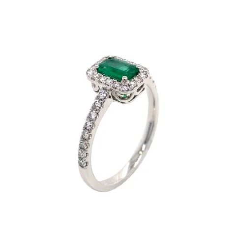 18K White Gold Diamond Ring