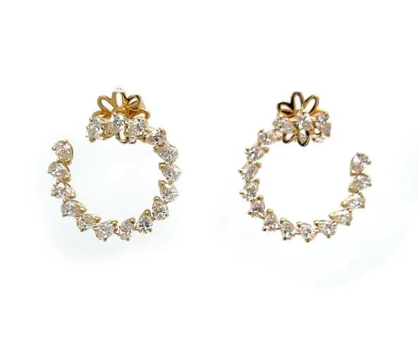 18K Yellow Gold Diamond Earrings