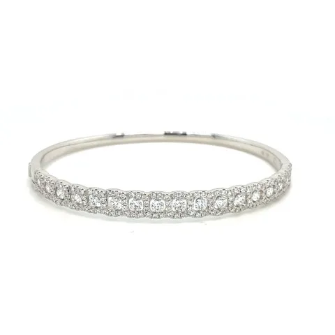 18K White Gold Diamond Bangle