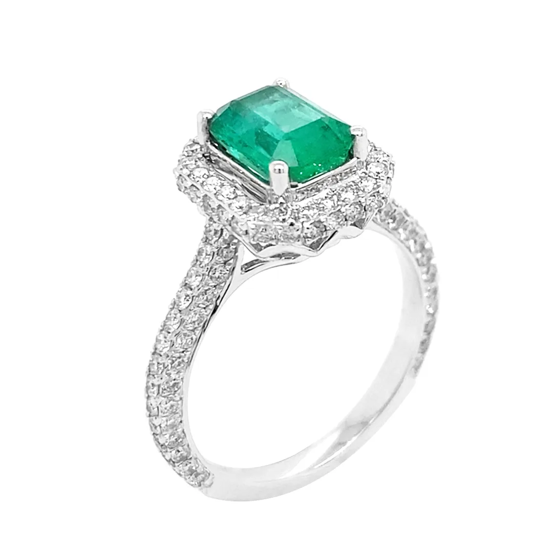 18K White Gold Emerald Ring