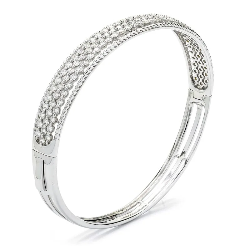 18K White Gold Diamond Bangle