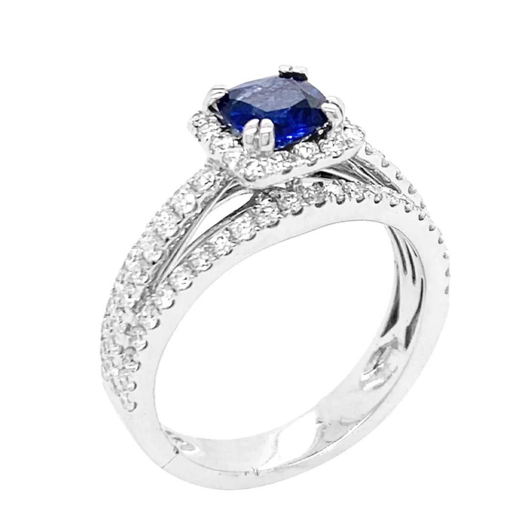 18K White Gold Sapphire Ring