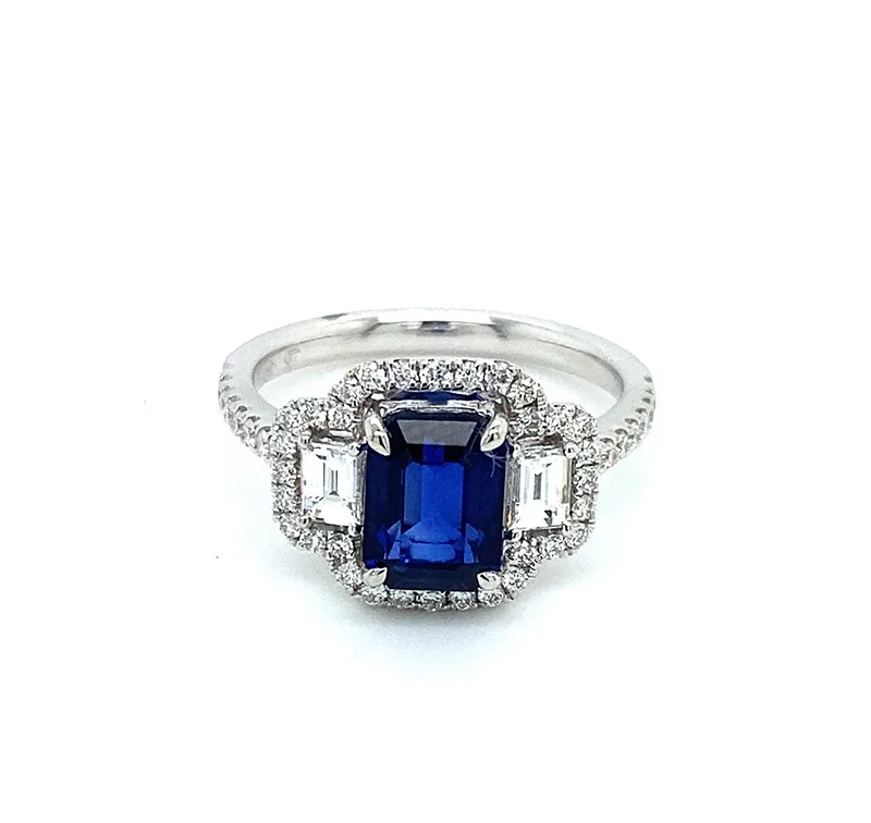 18K White Gold Sapphire Ring