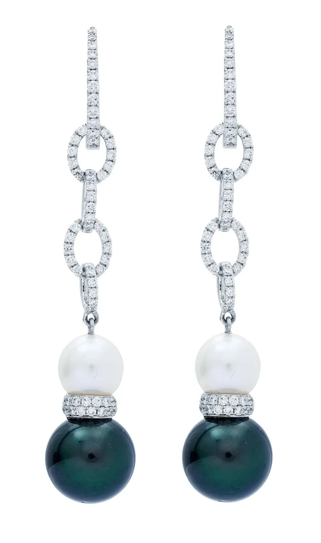 18K White Gold Pearl Earrings