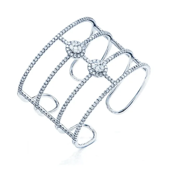 18K White Gold Diamond Bangle