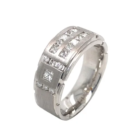 18K White Gold Diamond Men’s Ring