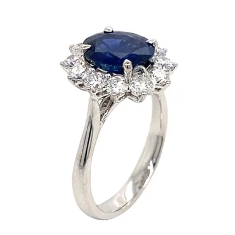 18K White Gold Sapphire Ring