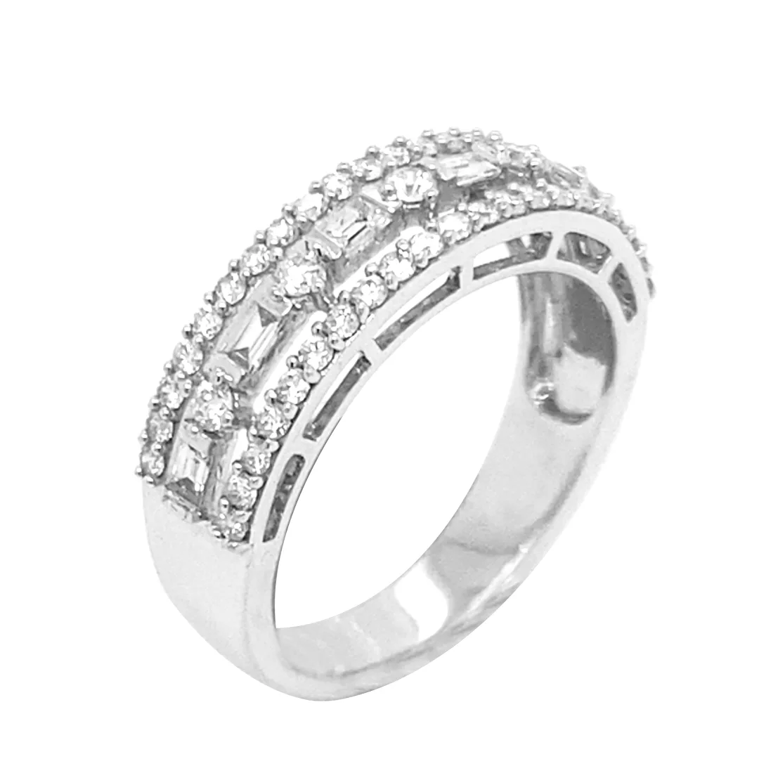 18K White Gold Diamond Band