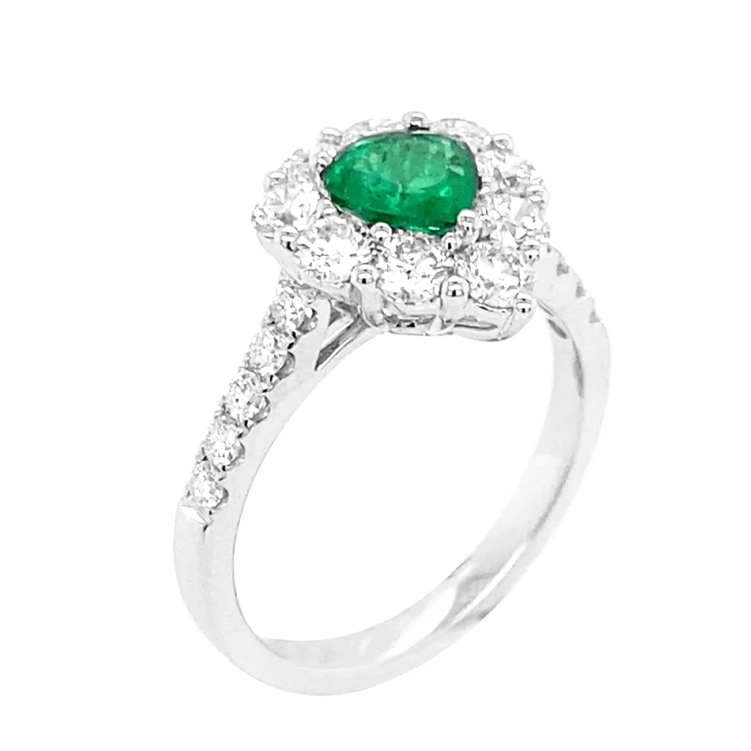 18K White Gold Emerald Ring