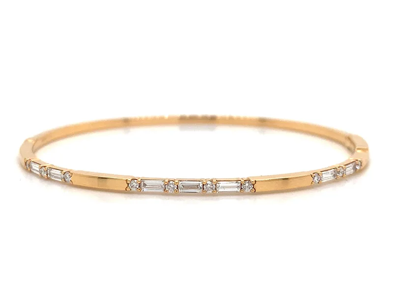 18K Rose Gold Diamond Bangle