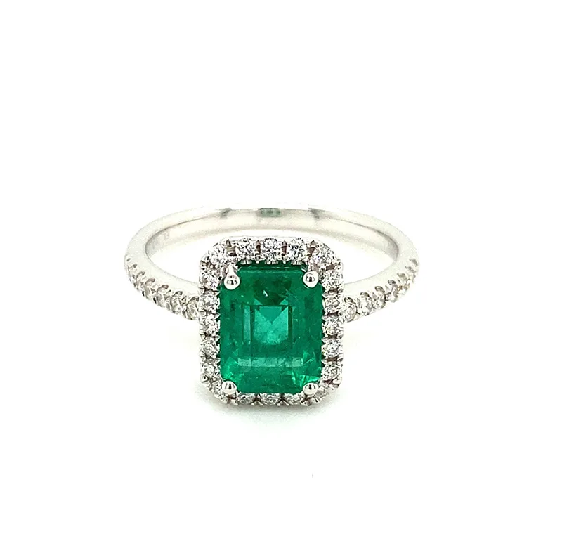 18K White Gold Emerald Ring