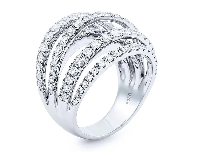 18K White Gold Diamond Band