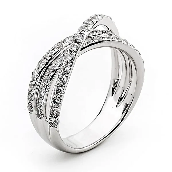 18K White Gold Diamond Band