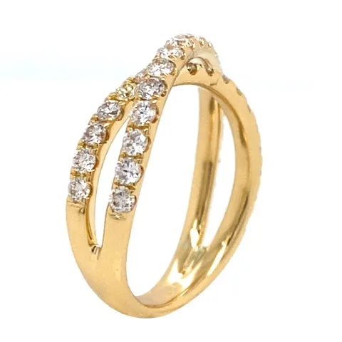 18K Yellow Gold Diamond Band